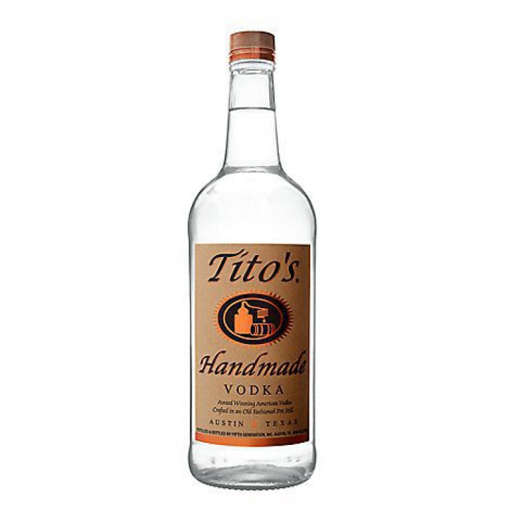 Codigo Vodka SalemmaOnline | TITO'S VODKA X 1 LT